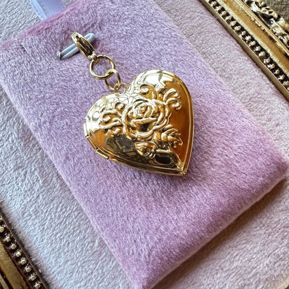 Heart Locket Charm Pendant 18k Gold PVD Stainless Steel Rose Design And Clasp - Picture 6 of 16